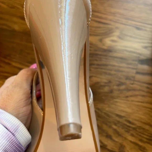 Fergalicious By Fergie Neutral Sling Back - Picture 9 of 13